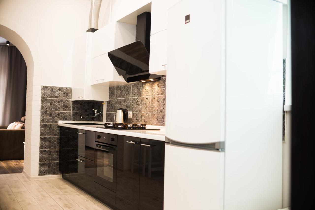 Modern Apartment Lviv Exterior photo